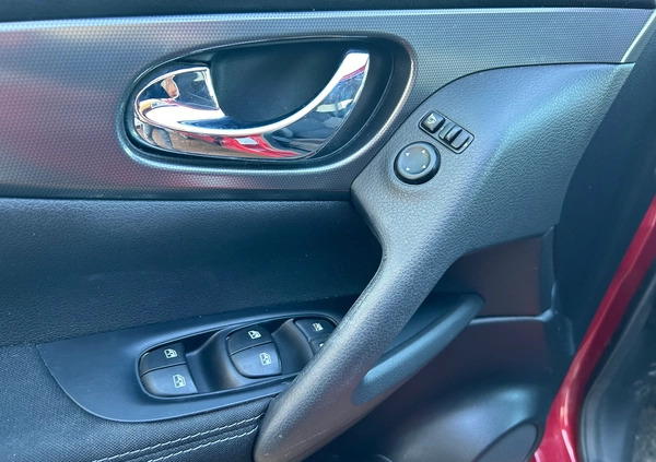 Nissan Qashqai cena 69999 przebieg: 103500, rok produkcji 2018 z Milicz małe 301